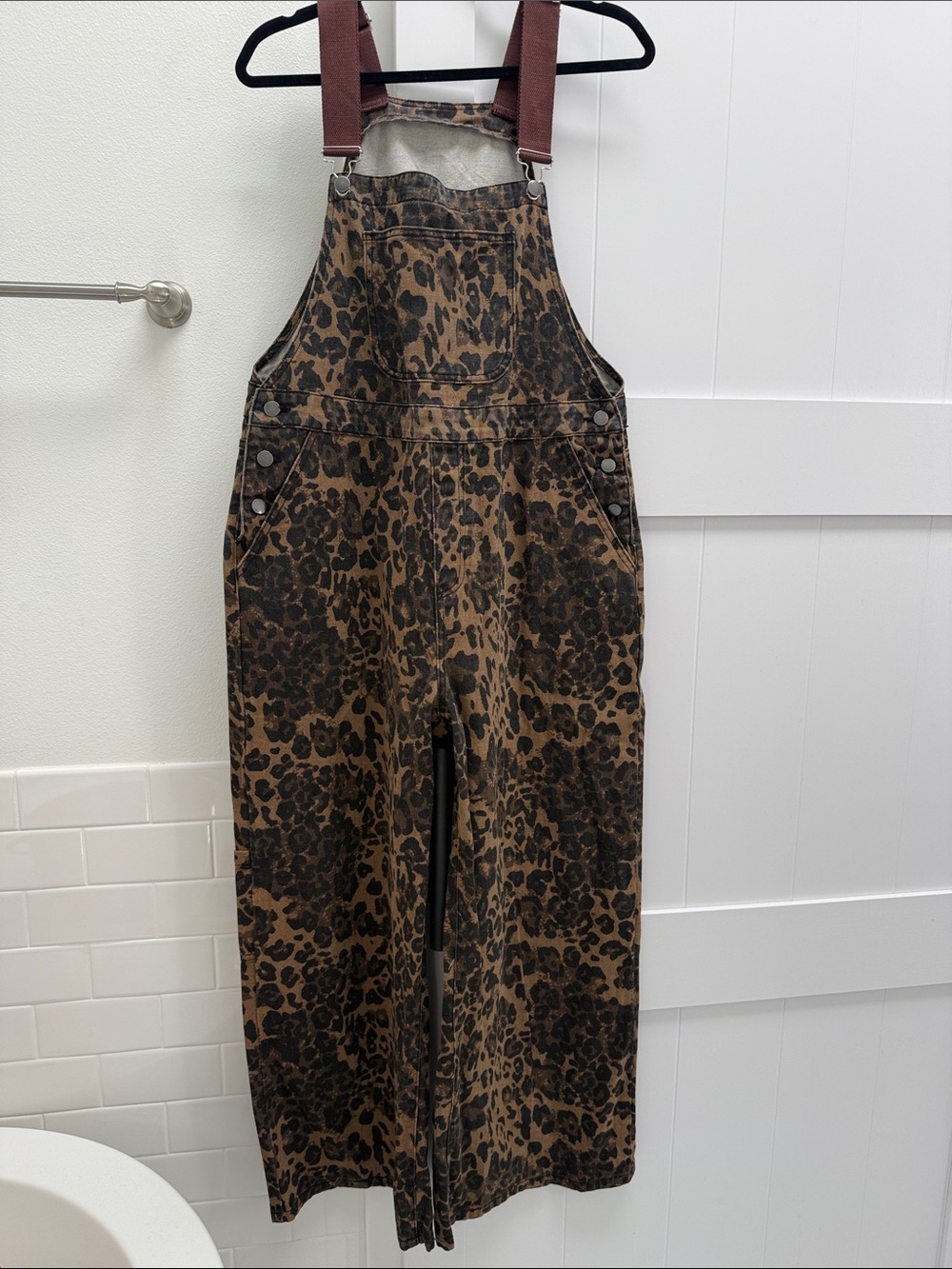 🔥 VIRAL CIDER Leopard Print Denim Wide Leg Overalls - Size XL 🔥 - Picture 5 of 10